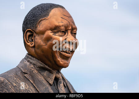 Durban, South Africa, 9th January 2019. Staues of African National Congress (ANC) stalwarts and former party presidents on display along the Ruth First Highway outside Durban ahead of the African National Congress (ANC) 2019 Election Manifesto Launch set to take place at Moses Mabhida Stadium in Durban on Saturday, 12th January, 2019. Pictured is South African president Cyril Ramaphosa. Jonathan Oberholster/Alamy Live News Stock Photo