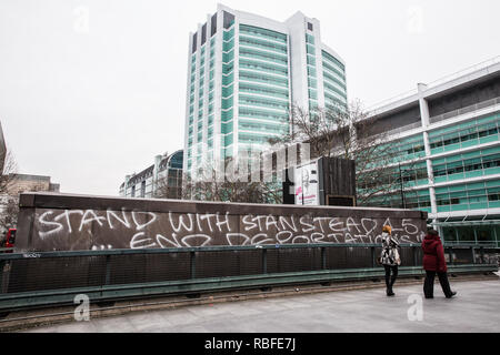 London, UK. 10th January, 2019. Graffiti in support of the Stansted 15. The Stansted 15, fifteen protesters convicted under counter-terrorism legislation after non-violent direct action in March 2017 to stop a deportation flight carrying precarious migrants to Nigeria, Ghana and Sierra Leone from taking off from Stansted airport, yesterday announced that they are appealing against their convictions. Credit: Mark Kerrison/Alamy Live News Stock Photo