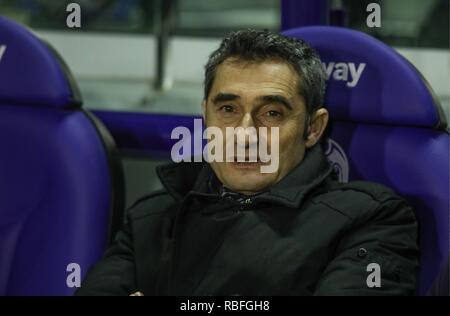 Valencia, Spain. 10th Jan, 2019. Ernesto Valverde during Round 1/8 from Spanish King Cup football match between Levante UD and FC Barcelona on January 10, 2019 in Ciutat de Valencia in Valencia, Spain. Credit: CORDON PRESS/Alamy Live News Stock Photo