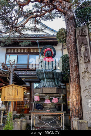 Nagano, Japan - Dec 30, 2015. A Buddha of Zenkoji Temple in Nagano, Japan. Zenko-ji was founded before Buddhism in Japan split into several different  Stock Photo
