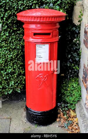 British red letter box, mail box, Victorian post box Stock Photo