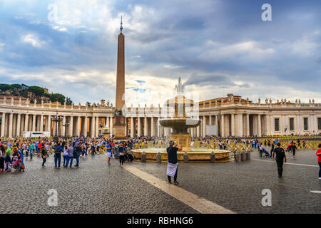 Vatican city, Vatican - October 05, 2018: View of Saint Peter's square Stock Photo