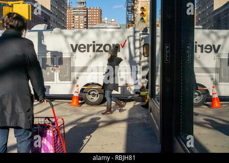 Verizon fios hi-res stock photography and images - Alamy