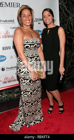 NEW YORK - FEBRUARY 11:  WABC TV Eyewitness News reporter Kemberly Richardson and Television Reporter Dee Vasquez of themainevent.tv attend Evidence's 'Grace in Winter' The Red Ball at Hudson Theatre at the Millennium Broadway Hotel February 11, 2008 in New York City.  (Photo by Steve Mack/S.D. Mack Pictures) Stock Photo