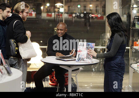 Brooklyn, New York, USA. 10th Jan, 2019. Visual Artist Hank Willis Thomas signs copies of his new book ' All Things Being Equal' after his talk at the Brooklyn Museum on January 10, 2019 in Brooklyn, New York City. Credit: Mpi43/Media Punch/Alamy Live News Stock Photo
