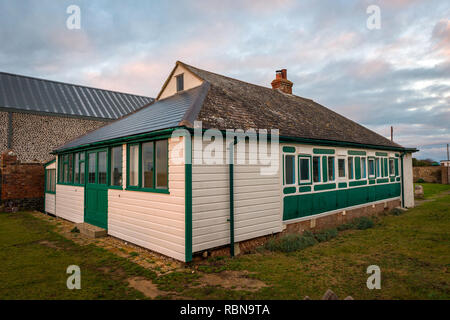 Old railway carriage converted to a holiday home at West Wittering, West Sussex, UK Stock Photo