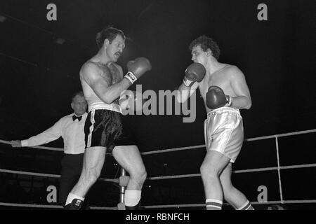 Boxing - Heavyweight Bout - John L. Gardner v Jimmy Young ...