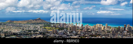 Panoramic view of Honolulu city, Waikiki and Diamond Head from Tantalus lookout Stock Photo