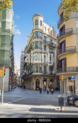 Barcelona, Spain - November 10, 2018: La Rambla with its stores and shops, amongst others the Rituals and Mango on the corner of Carrer de Santa Anna Stock Photo