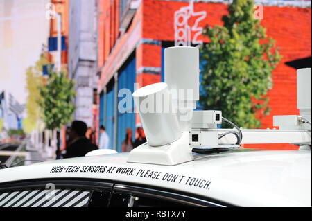 Las Vegas, USA. 12th Jan, 2018. At the CES technology trade fair, Ford is showing a test car from its robot car range. (to dpa 'Ford manager: Robotaxi services will remind of airline business') Credit: Andrej Sokolow/dpa/Alamy Live News Stock Photo