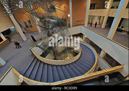 EU-Parlamentsgebäude, Sitz des Europäischen Parlaments, Treppenaufgang,  Brüssel, Belgien, Europa | Parliament building of the European Parliament, ha Stock Photo