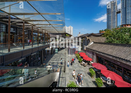 Taikoo Li Chengdu Apple Store, Chengdu, Sichuan Province, China Stock Photo  - Alamy