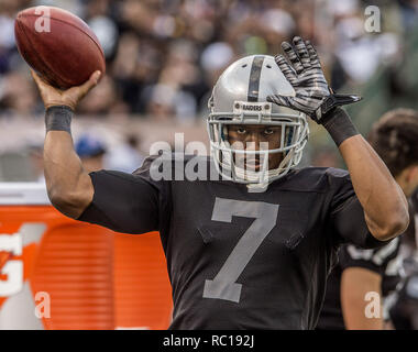 Oakland, California, USA. 21st Dec, 2008. Oakland Raiders cornerback Nnamdi  Asomugha #21 celebrates blocking pass for Houston Texans tight end Owen  Daniels #81 on Sunday, December 21, 2008, at Oakland-Alameda County Coliseum