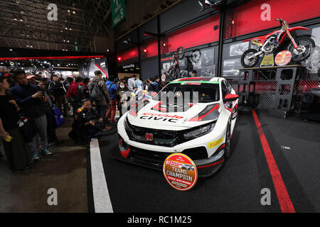 Chiba, Japan. 13th Jan, 2019. People visit the Tokyo Auto Salon 2019 in Chiba, Japan, Jan. 13, 2019. Some 420 companies participated in the three-day event, which was closed on Sunday. Credit: Ma Caoran/Xinhua/Alamy Live News