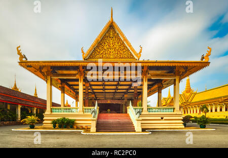 Phochani Pavilionl inside the Royal Palace complex in Phnom Penh, Cambodia. Famous landmark and tourist attraction. Panorama Stock Photo