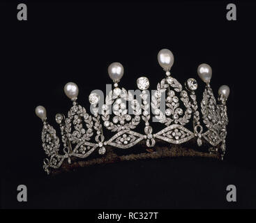 Empress Eugenie Pearl and Diamond Tiara at Louvre Museum