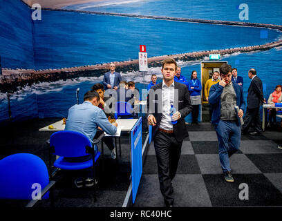 Wijk Aan Zee, Netherlands. 29th Jan, 2023. Magnus Carlsen of Norway  competes during the final round of the Tata Steel Chess Tournament 2023 in  Wijk aan Zee, the Netherlands, Jan. 29, 2023.