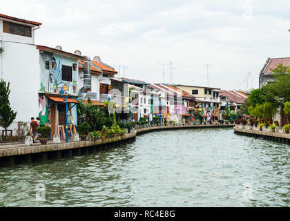 The view to the old town of Malacca and the Malacca river (Sungai Melaka) from the riverwalk. UNESCO World Herit Stock Photo
