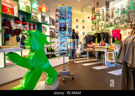 The first and original Ampelmännchen, Ampelmann Galerie Shop in the Hackesche Höfe (Hackescher Markt) shopping courtyards. Berlin, Germany. Stock Photo