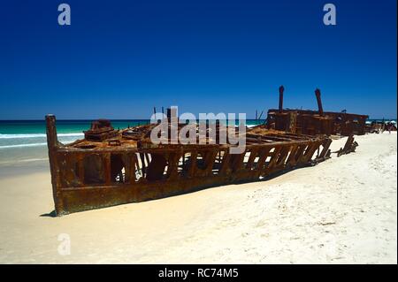 The Shipwreck SS Maheno rusting on the beach on Fraser Island, Australia Stock Photo