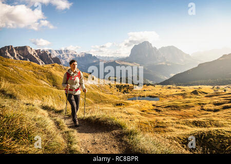 Hiking in Puez-Geisler, around Geislergruppe, Dolomites, Trentino-Alto Adige, Italy Stock Photo