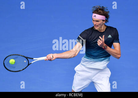 Melbourne, Australia. 15th Jan 2019. The Fifth Set. 15th Jan, 2019. Australia. Majchrzak retired in the fifth set. Zverev won 64 61 64. Sydney Low/Cal Sport Media/Alamy Live News Stock Photo