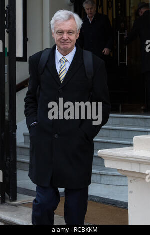 London, UK. 15th Jan, 2019. David Davis MP, former Brexit Secretary, leaves the British Academy after speaking at the launch of the 'A Better Deal' pamphlet with DUP Leader Arlene Foster, Dominic Raab MP and Lord Lilley. The pamphlet sets out proposals for an alternative EU withdrawal agreement. Credit: Mark Kerrison/Alamy Live News Stock Photo