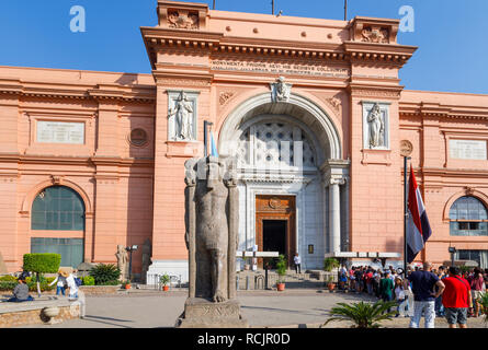 View of the impressive entrance of the iconic Museum of Egyptian Antiquities (Cairo Museum), a leading attraction in Cairo, Egypt on a sunny day Stock Photo