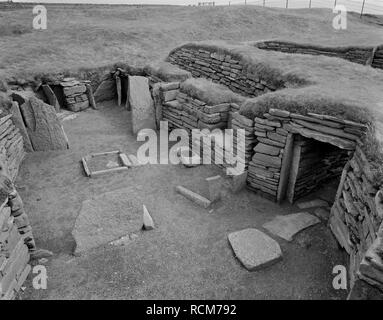 View SSE of the interior of the smaller of two early Neolithic (c 3700 BC) buildings at Knap of Howar, Papa Westray island, Orkney, Scotland, UK. Stock Photo