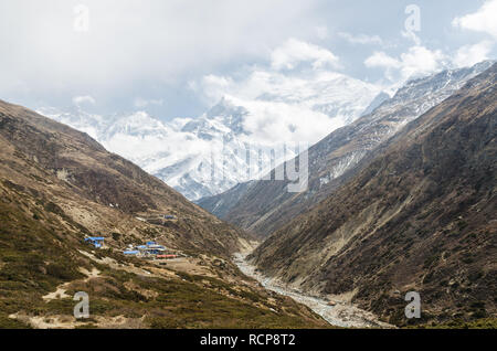 Annapurna III and Gangapurna seen from Yak Kharka, Annapurna Circuit, Nepal Stock Photo