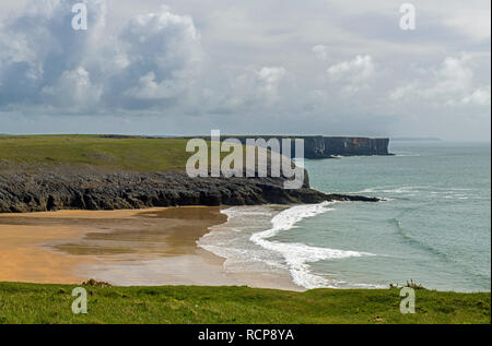 Looking down onto Broad Haven South beach on the Pembrokeshire Coast, West Wales. Taken from the Pembrokeshire Coast Path Stock Photo