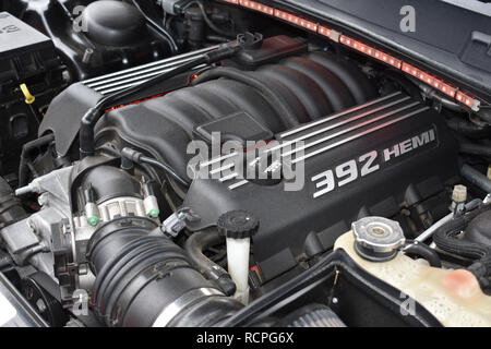 A 392 Hemi Engine Stock Photo - Alamy