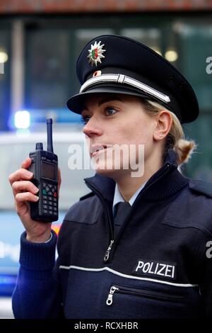 Press conference for the new digital radios of the NRW Police, the entire police force in NRW should be equipped with digital Stock Photo