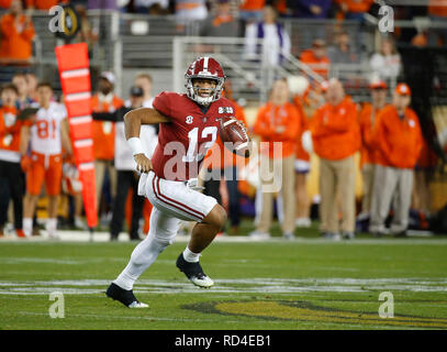 Alabama Crimson Tide quarterback Tua Tagovailoa (13) during the Capital ...