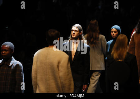 Berlin, Germany. 17th Jan, 2019. Models display creations of Richert Beil during the Berlin Fashion Week Autumn/Winter 2019/2020 in Berlin, capital of Germany, on Jan. 17, 2019. Credit: Binh Truong/Xinhua/Alamy Live News Stock Photo