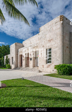 The Bass Museum of Art, 2100 Collins Avenue, Miami Beach, Floria, USA Stock Photo