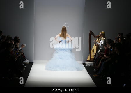 Berlin, Germany. 16th Jan, 2019. Berlin. The photo shows models on the catwalk with the Autum/Winter 2019 collection of the designer Danny Reinke at Mercedes Benz Fashion Week in the E-Werk in Berlin-Mitte. Credit: Simone Kuhlmey/Pacific Press/Alamy Live News Stock Photo