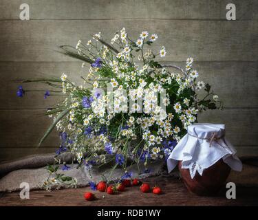 Still life with splendid bouquet of wildflowers Stock Photo - Alamy