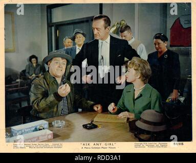 ASK ANY GIRL (1959)  MICKEY SHAUGNESSY  DAVID NIVEN  SHIRLEY MACLAINE  CHARLES WALTERS (DIR)  MOVIESTORE COLLECTION LTD Stock Photo