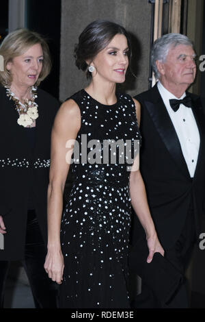 Felipe VI of Spain and Queen Letizia of Spain attend the 'Mariano de Cavia', 'Luca de Tena' and 'Mingote' Journalism Awards Dinner at Casa de ABC in Madrid, Spain.  Featuring: Queen Letizia of Spain Where: Madrid, Community of Madrid, Spain When: 17 Dec 2018 Credit: Oscar Gonzalez/WENN.com Stock Photo