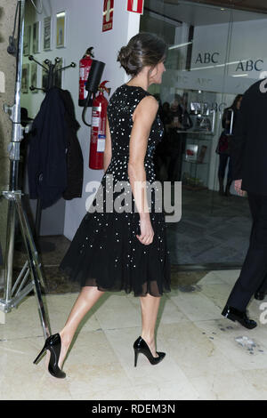 Felipe VI of Spain and Queen Letizia of Spain attend the 'Mariano de Cavia', 'Luca de Tena' and 'Mingote' Journalism Awards Dinner at Casa de ABC in Madrid, Spain.  Featuring: Queen Letizia of Spain Where: Madrid, Community of Madrid, Spain When: 17 Dec 2018 Credit: Oscar Gonzalez/WENN.com Stock Photo