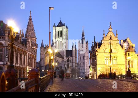 St. Michielsbrug bridge across the Leie River, view of the historic district, the former post office on the right, Saint Stock Photo