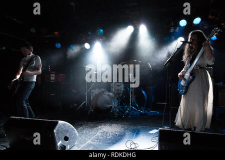 Norway, Oslo - Januar 10, 2019. The Norwegian band MoE performs a live concert at John Dee in Oslo. Here vocalist and guitarist Guro Skumsnes Moe is seen live on stage with drummer Joakim Heibø Johansen and guitarist Håvard Skaset. (Photo credit: Gonzales Photo - Per-Otto). Stock Photo