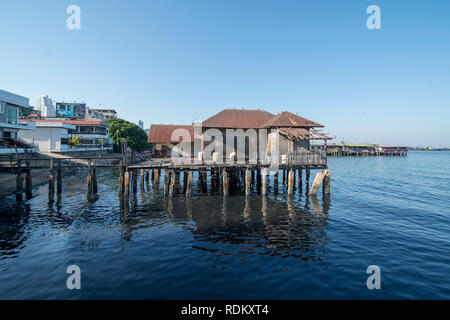 The Waterfront old Town of Si Racha in the Provinz Chonburi in Thailand.  Thailand, Bangsaen, November, 2018 Stock Photo