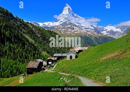 Hamlet Findeln with Matterhorn 4478m, Zermatt, Mattertal, Valais, Switzerland Stock Photo