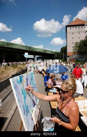 The Duisburg-Kaiserberg junction, Still-Leben art event on the Ruhrschnellweg A40 motorway, largest event of the Capital of Stock Photo