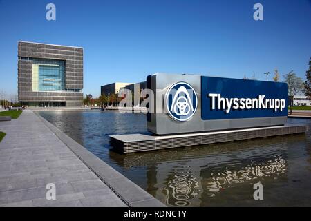 The cube-shaped Q1 building, newly built ThyssenKrupp AG headquarters in the west of Essen, in the so-called Krupp-Guertel area Stock Photo