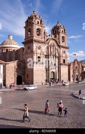 Iglesia de la Compania de Jesus church, Plaza Mayor, Cuzco, Cusco, Peru, South America Stock Photo