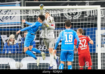 Sinsheim, Germany. 18th Jan, 2019. Manuel NEUER, FCB 1 compete for the ball, tackling, duel, header, action, fight against Florian GRILLITSCH, Hoff 11 1899 HOFFENHEIM - FC BAYERN MUNICH - DFL REGULATIONS PROHIBIT ANY USE OF PHOTOGRAPHS as IMAGE SEQUENCES and/or QUASI-VIDEO - 1.German Soccer League in Sinsheim, Germany, January 18, 2019 Season 2018/2019, matchday 18, FCB, München, Credit: Peter Schatz/Alamy Live News Stock Photo