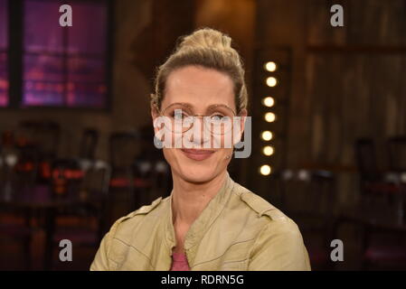 18 January 2019, Köln: The actress Anna Schudt is a guest on the WDR talk show 'Kölner Treff'. Photo: Horst Galuschka/dpa Stock Photo